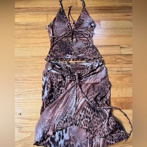 Set of Backless shirt and a skirt Animal Print